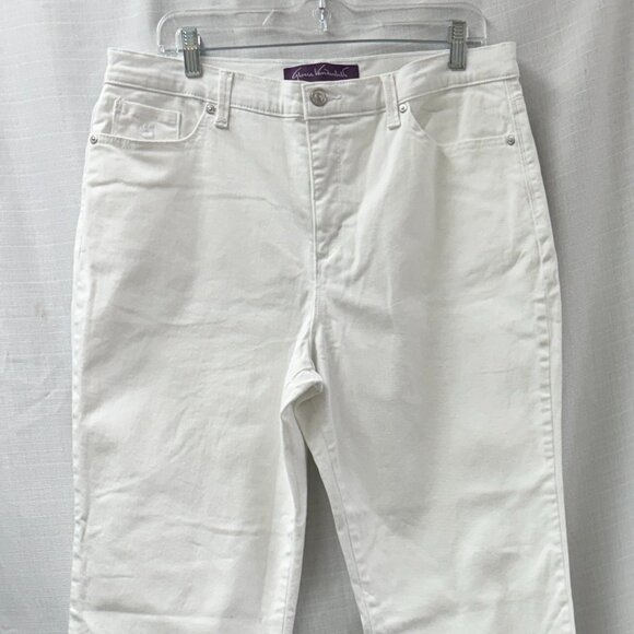NWOT Gloria Vanderbilt White Jeans. Size: 14 Short - Picture 1 of 6